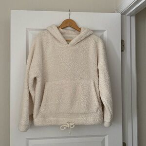 American eagle teddy fleece pullover